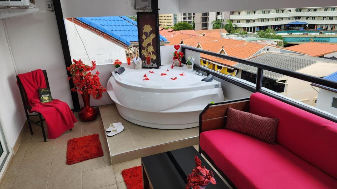 Happy Beach Jomtien Guesthouse Ngoại thất bức ảnh