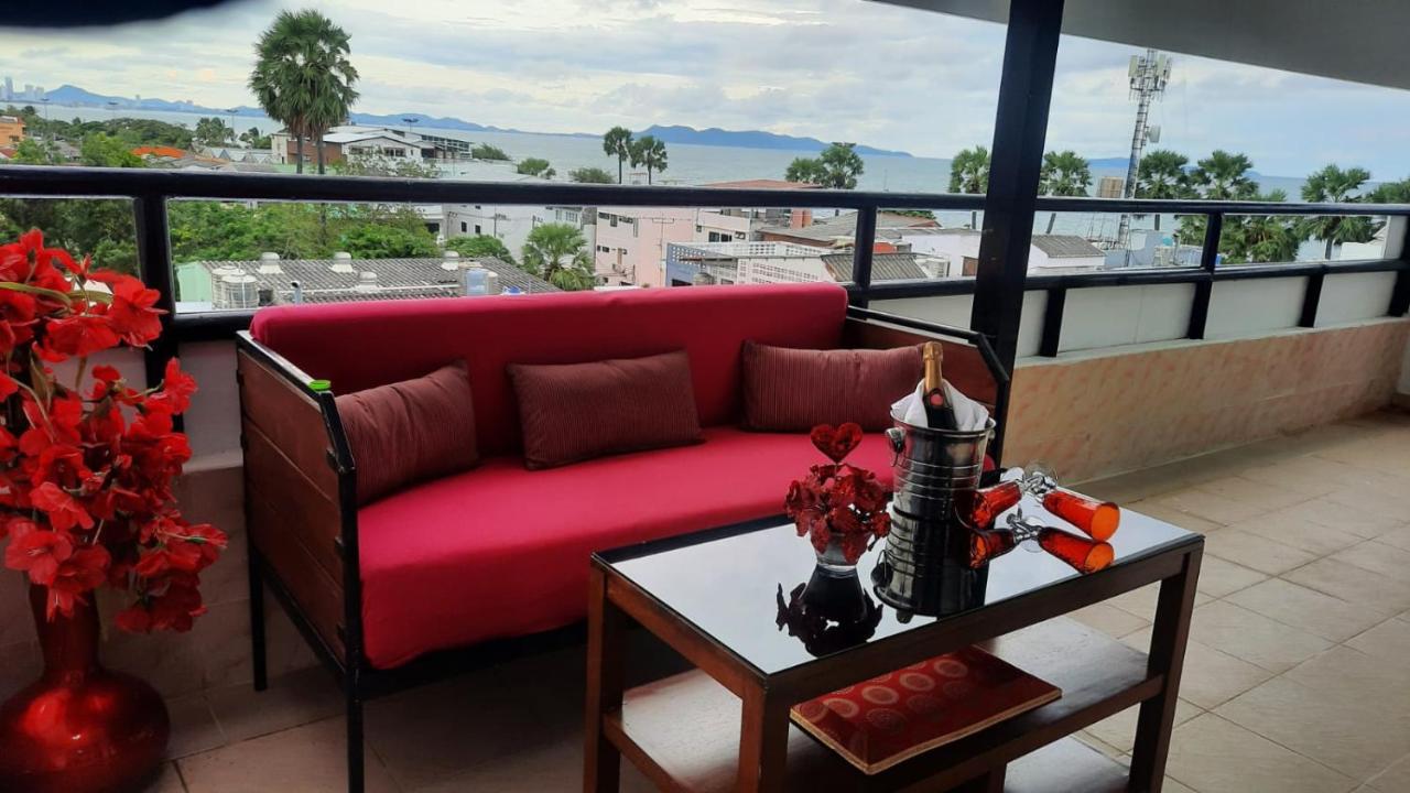 Happy Beach Jomtien Guesthouse Ngoại thất bức ảnh
