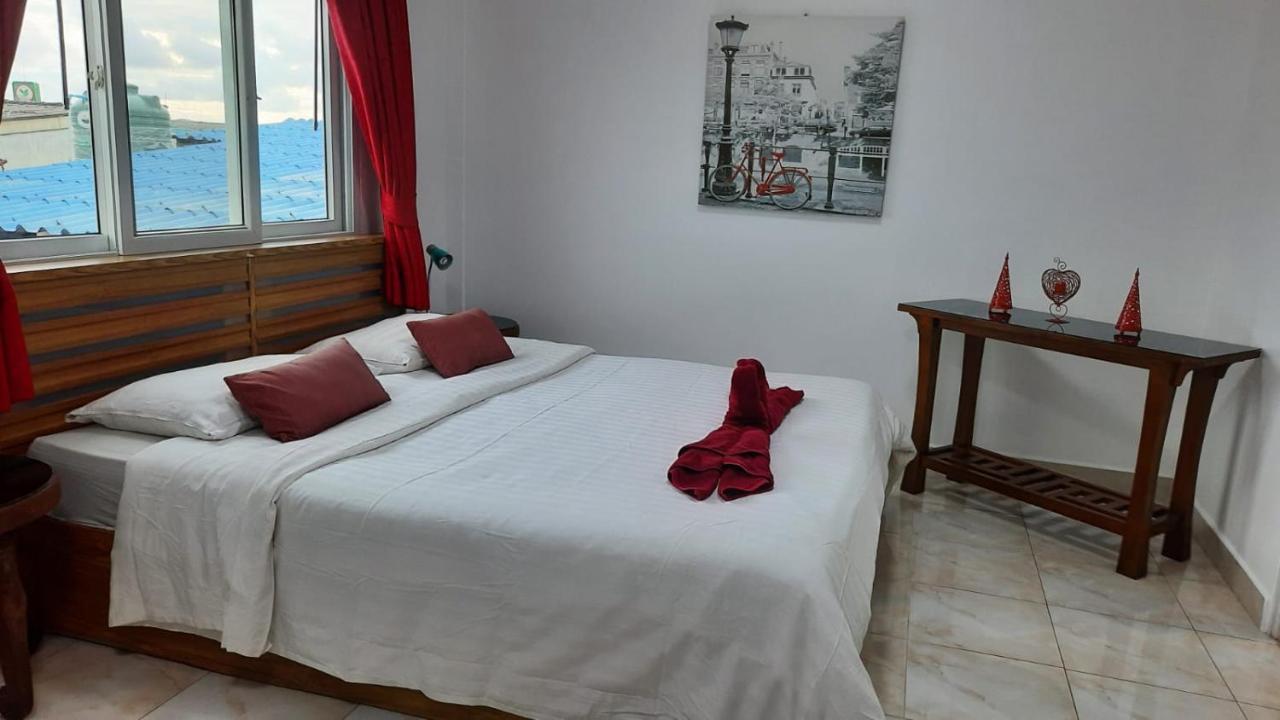 Happy Beach Jomtien Guesthouse Ngoại thất bức ảnh