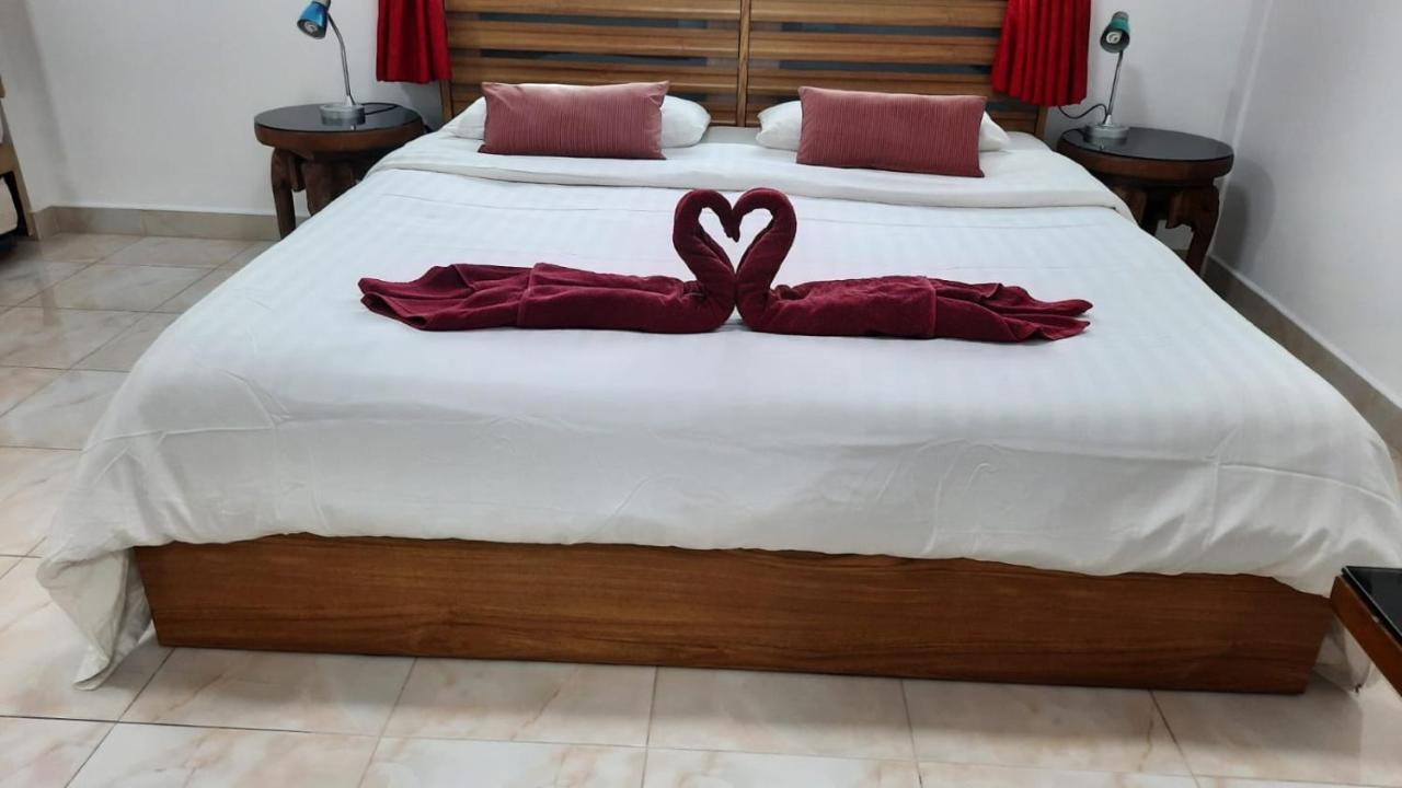 Happy Beach Jomtien Guesthouse Ngoại thất bức ảnh