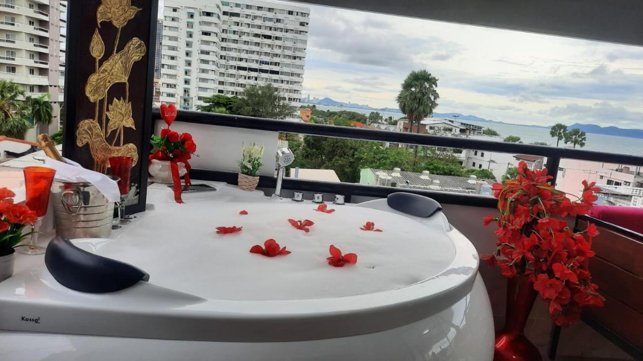 Happy Beach Jomtien Guesthouse Ngoại thất bức ảnh