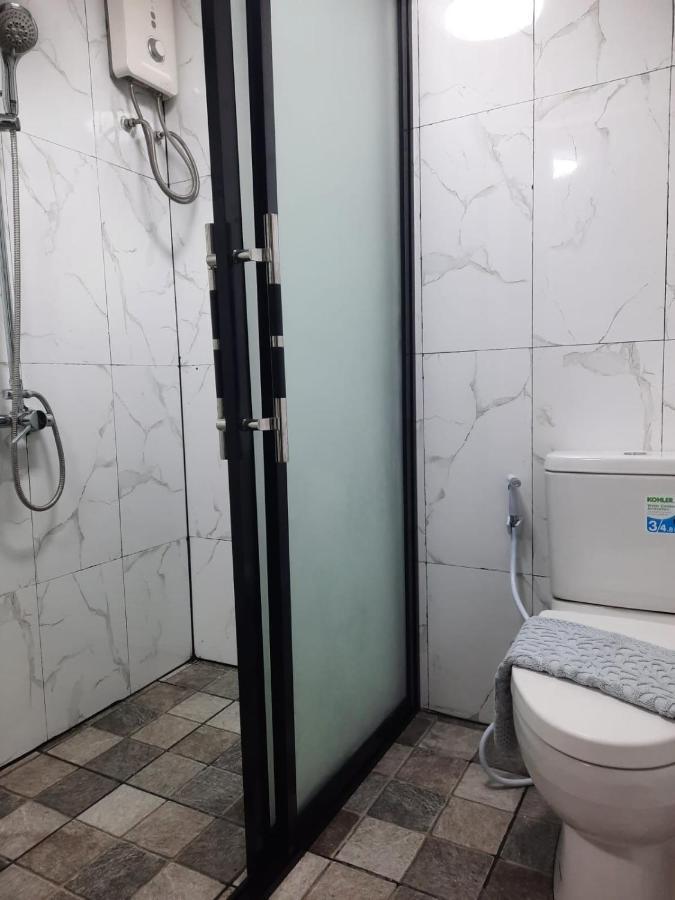 Happy Beach Jomtien Guesthouse Ngoại thất bức ảnh